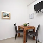 Mara Apartment