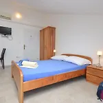 Apartment Mara *
