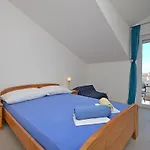 Apartment Mara Vodice