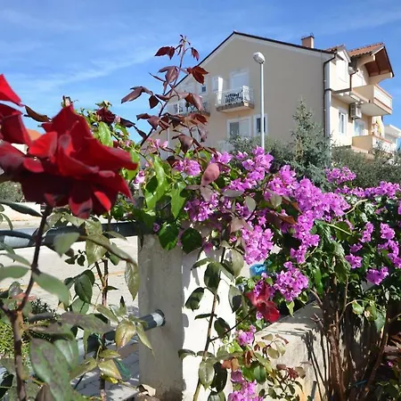 Apartment Mara